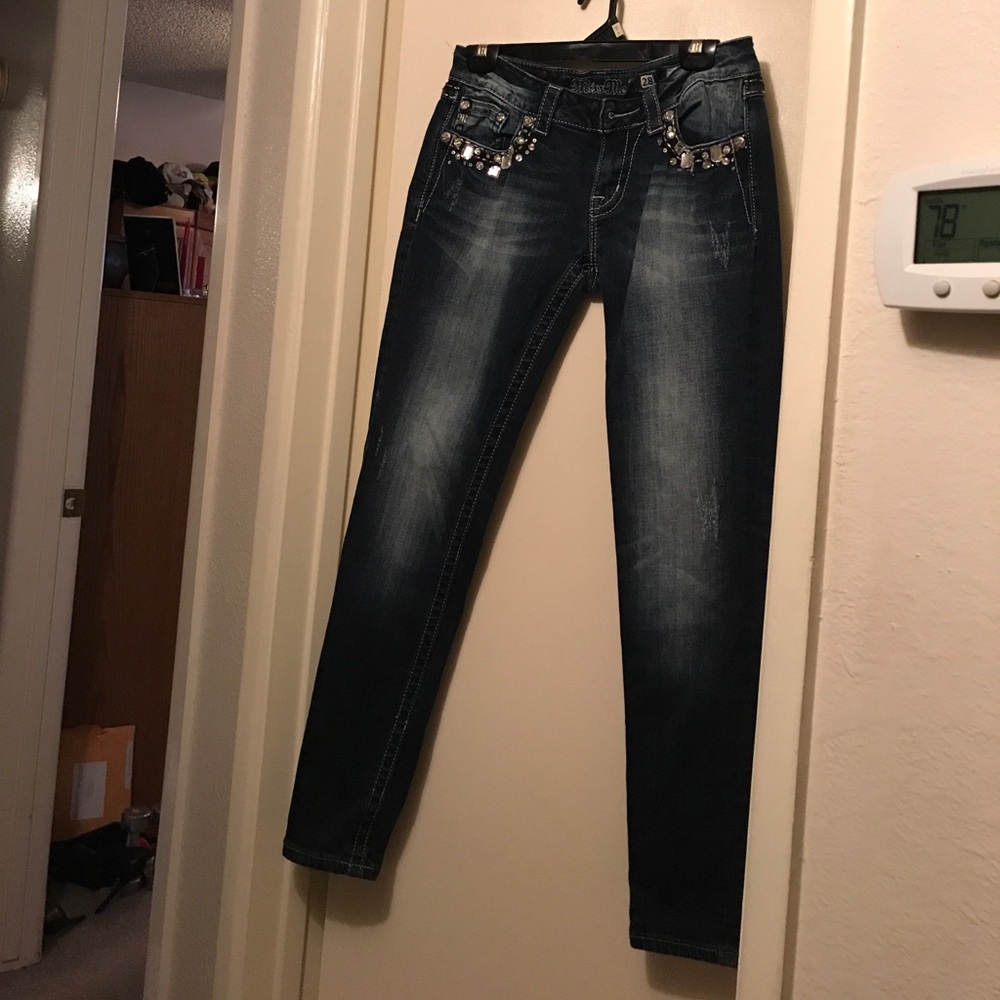 Miss Me Women's Skinny Jeans in Dark Wash with Embellished Pockets